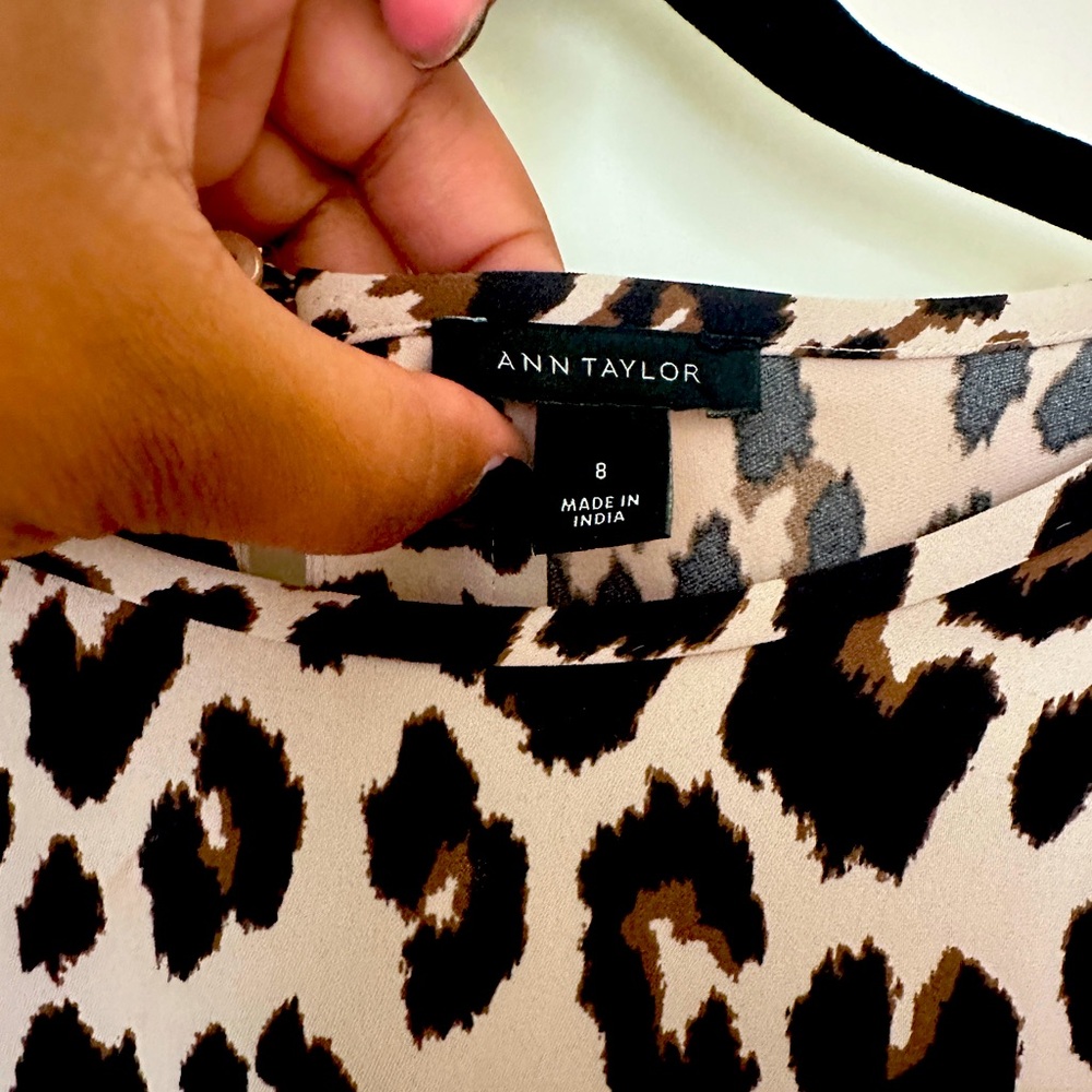 ANN TAYLOR leopard print